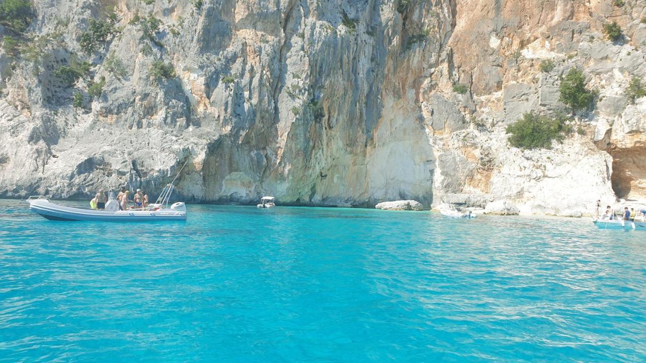B&B Cala Luna กาลาโกโนเน ภายนอก รูปภาพ