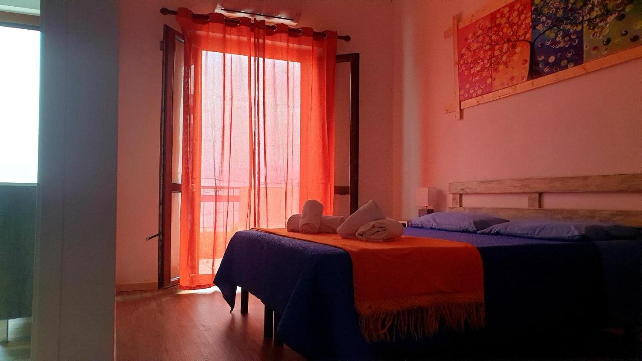 B&B Cala Luna กาลาโกโนเน ภายนอก รูปภาพ