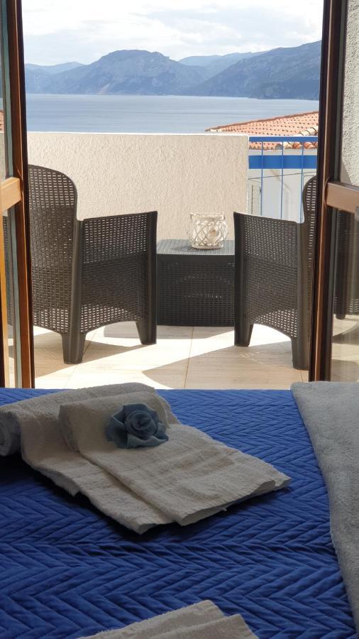 B&B Cala Luna กาลาโกโนเน ภายนอก รูปภาพ