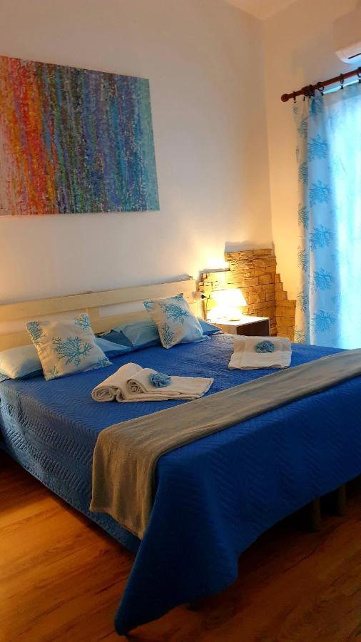 B&B Cala Luna กาลาโกโนเน ภายนอก รูปภาพ