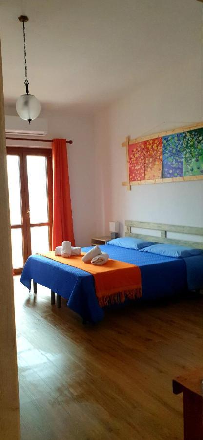 B&B Cala Luna กาลาโกโนเน ภายนอก รูปภาพ