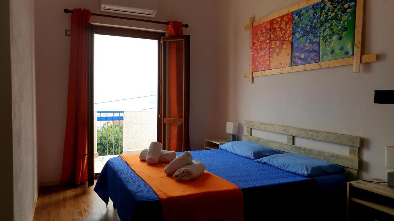 B&B Cala Luna กาลาโกโนเน ภายนอก รูปภาพ