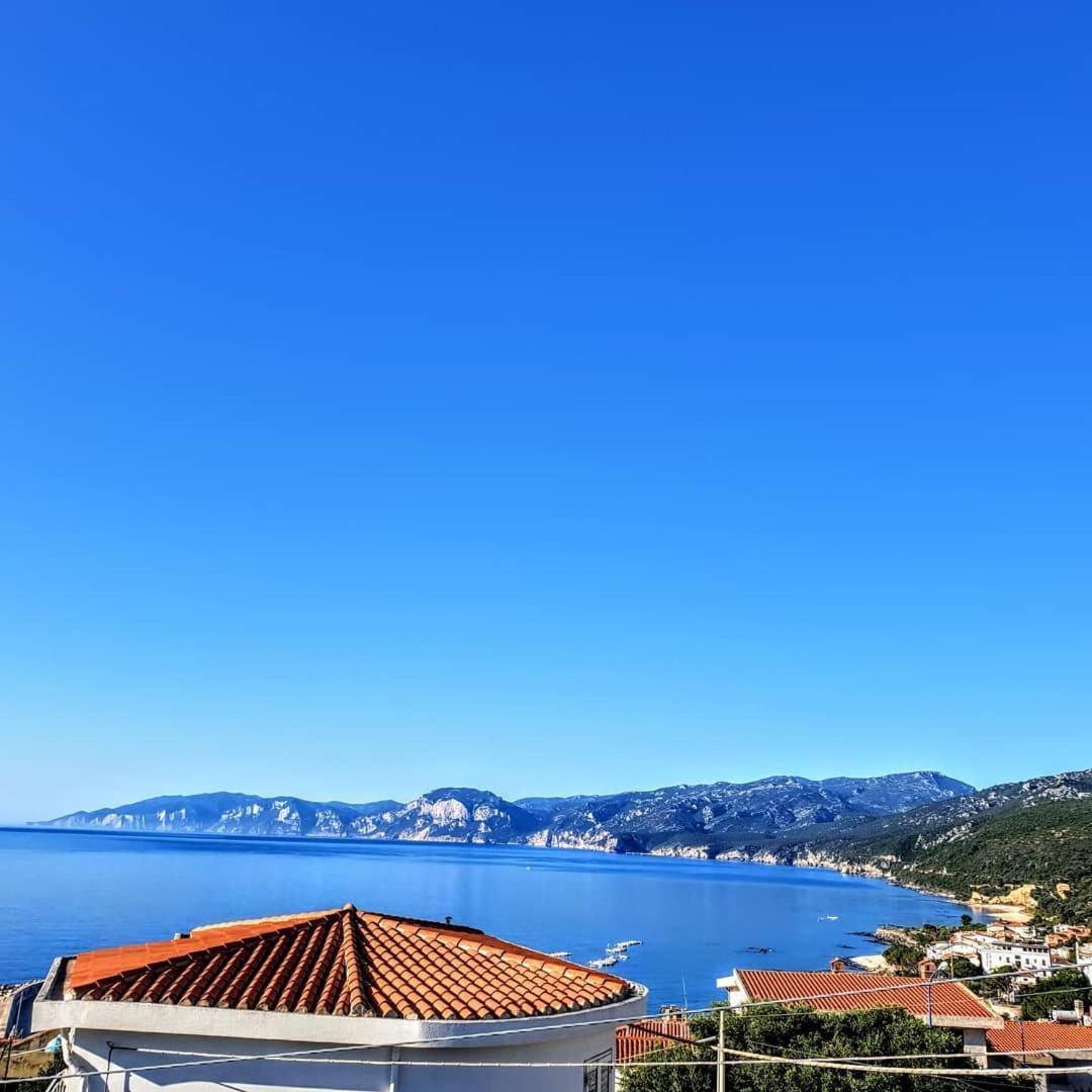 B&B Cala Luna กาลาโกโนเน ภายนอก รูปภาพ