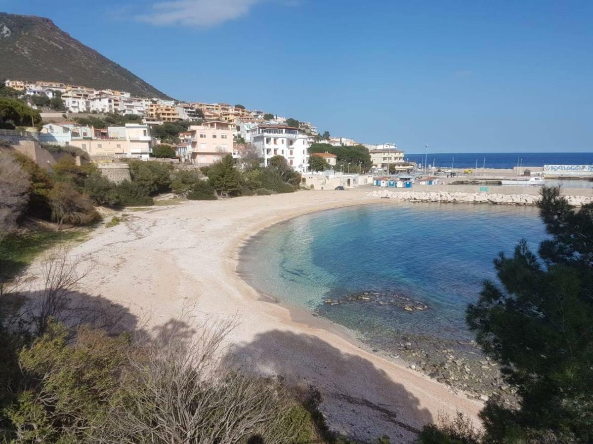 B&B Cala Luna กาลาโกโนเน ภายนอก รูปภาพ